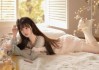 长发 清纯 美女 毛衣袜子 居家 温暖 圣诞节 4k 壁纸