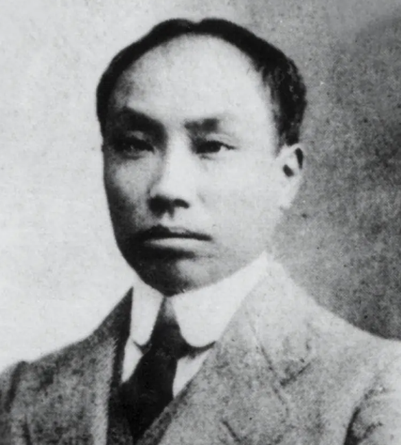 陈独秀[chén dú xiù]